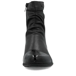 Y0773